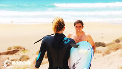 Surfen lernen Wellenreiten surfkurse Wellen Fuerteventura